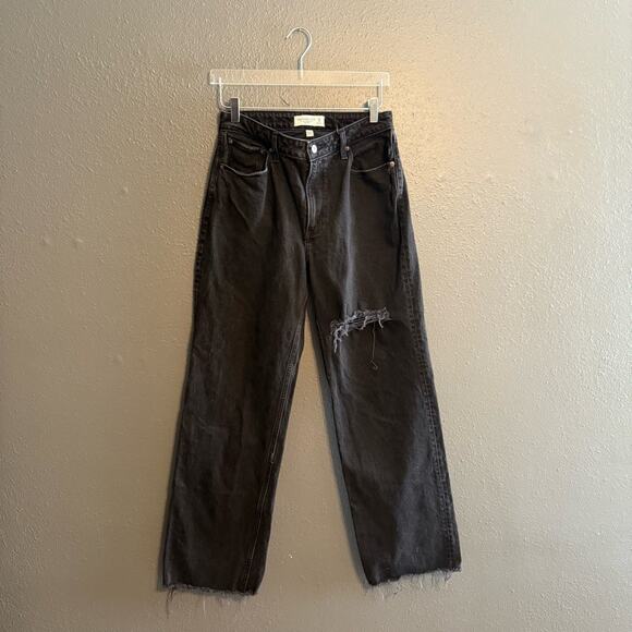 Abercrombie and Fitch The 90's Relaxed Jean High Rise Black Distressed Size 8 - Picture 3 of 7